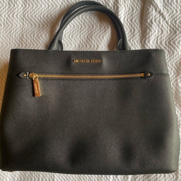 Michael Kors Purse - Picture 1 of 5